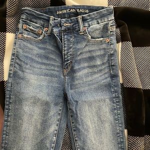 American Eagle Jeans! No rips